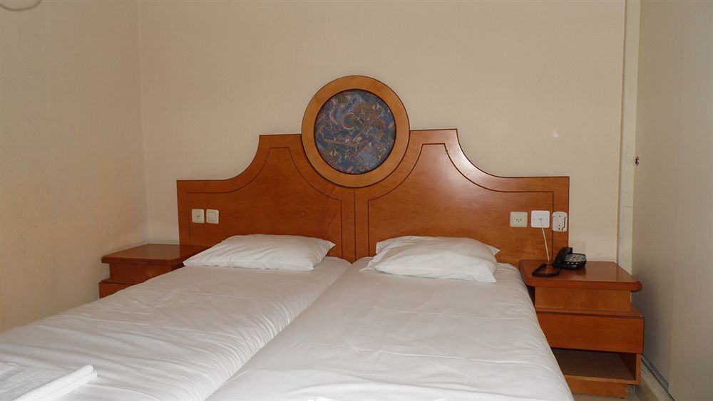 Kikar Boutique Hotel Νετάνια Εξωτερικό φωτογραφία