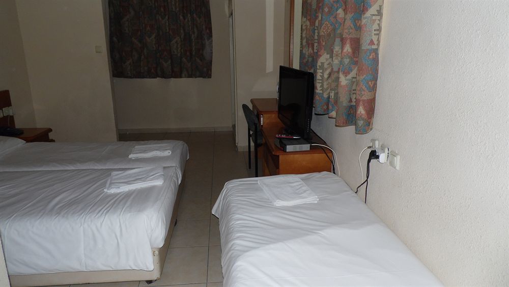Kikar Boutique Hotel Νετάνια Εξωτερικό φωτογραφία